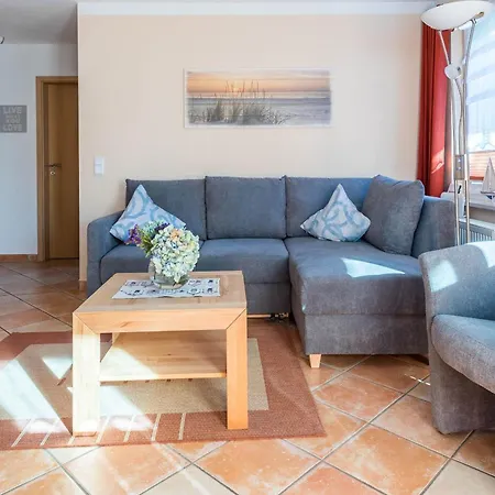 Appartement Am Park 4 *